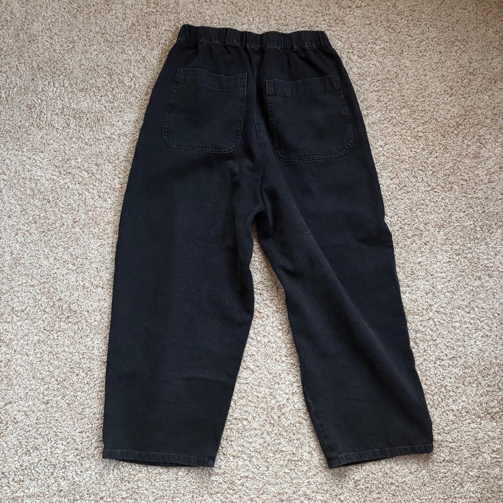High-Waist Relaxed Black Women's Pants - Picture 3 of 4